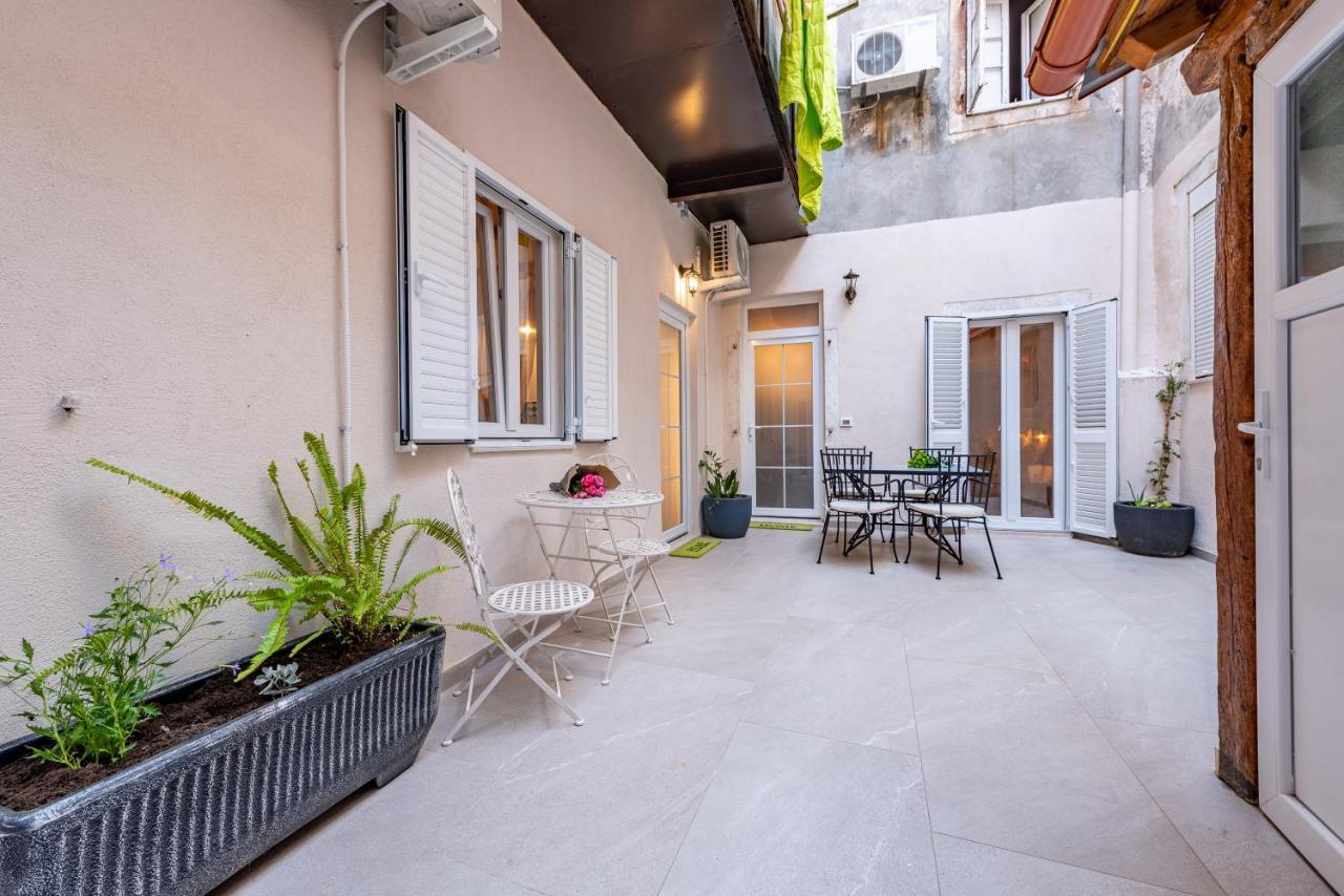 Angulus Apartment Zadar Exterior foto